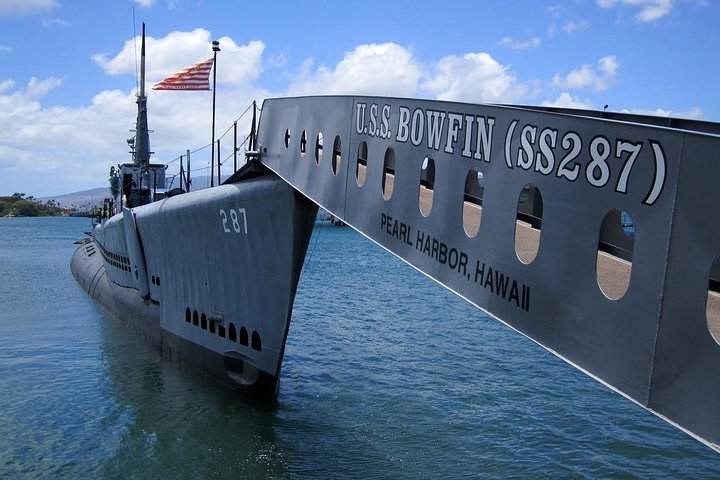 USS Bowfin